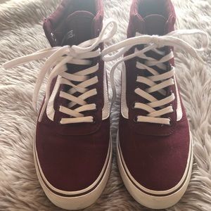 Women’s Burgundy Vans - perfect condition